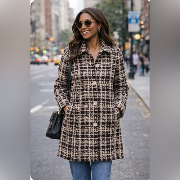 Ann Taylor Jackets & Blazers - Ann Taylor Tweed Spring Coat in Brown and Cream size Med, lined, 100% Cotton